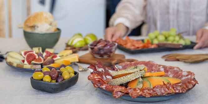 Charcurterie and fruits.